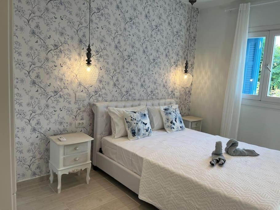 Casa Blue Flower - Bright & Breezy Home Fiskardo Exterior foto